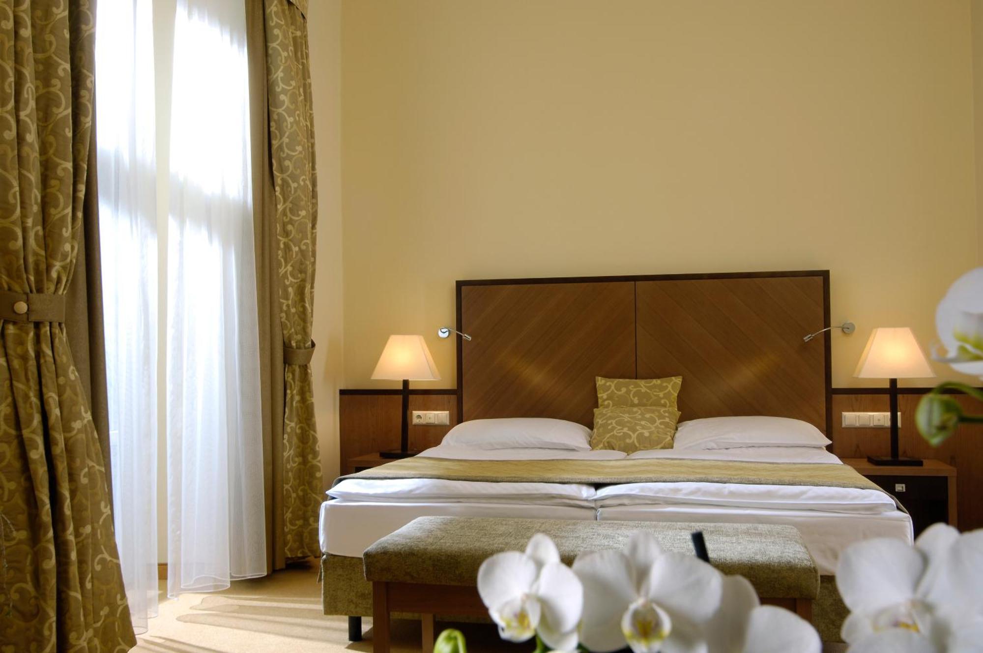 Hotel Warmbaderhof Φίλλαχ Εξωτερικό φωτογραφία
