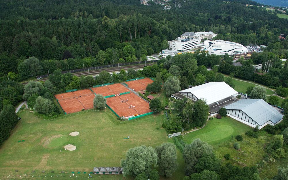 Hotel Warmbaderhof Φίλλαχ Εξωτερικό φωτογραφία